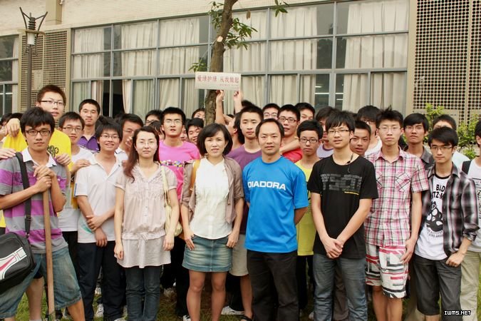 叶妆校园 新芽迎校庆-重庆交通大学土木工程学